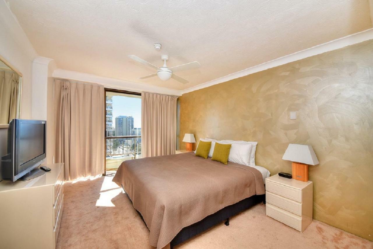 Bougainvillea Gold Coast Holiday Apartments מראה חיצוני תמונה