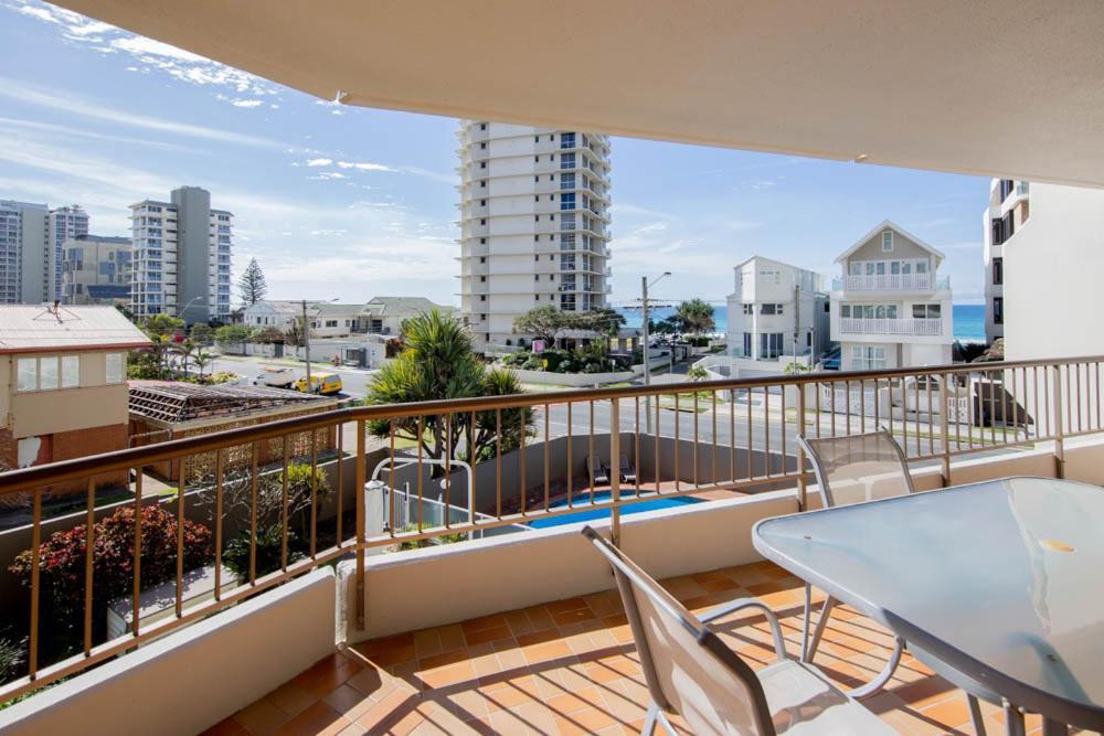 Bougainvillea Gold Coast Holiday Apartments מראה חיצוני תמונה